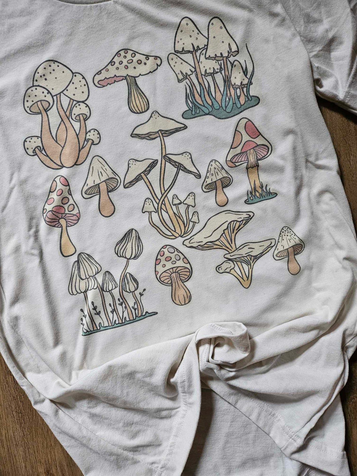 mushrooms tee